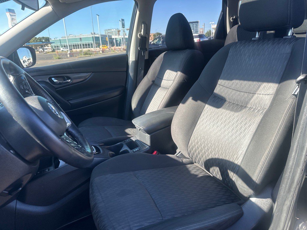 2020 Nissan Rogue Image 19