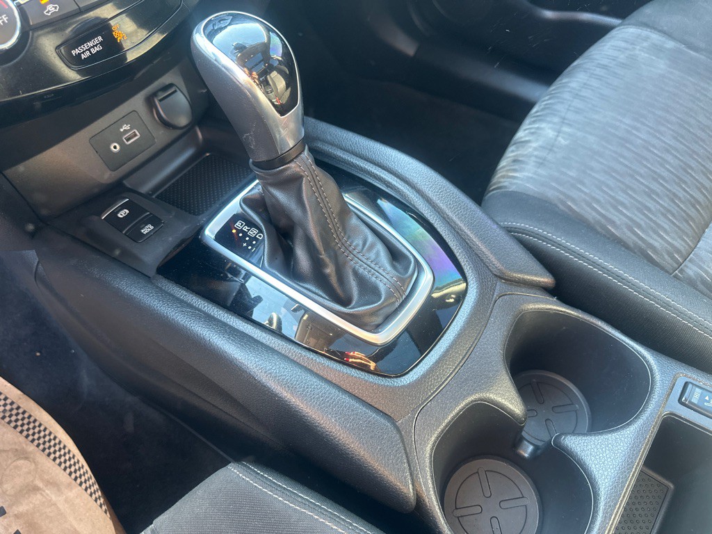2020 Nissan Rogue Image 22