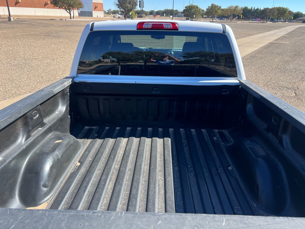 2018 Chevrolet Silverado 1500 Image 12