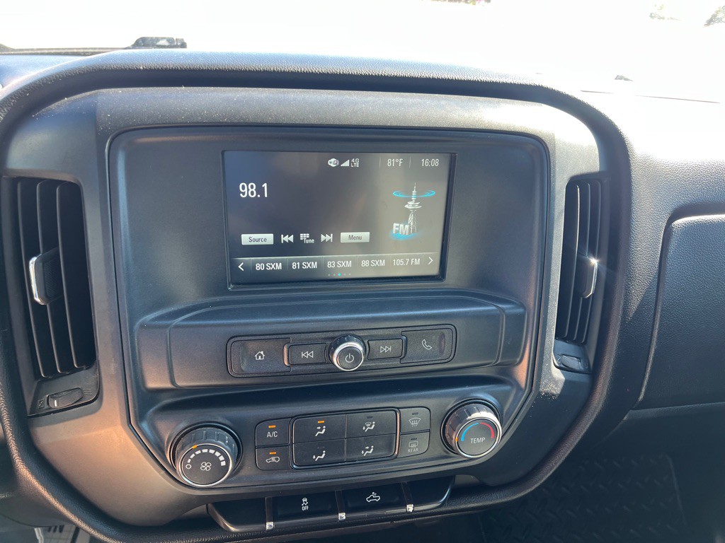 2018 Chevrolet Silverado 1500 Image 18