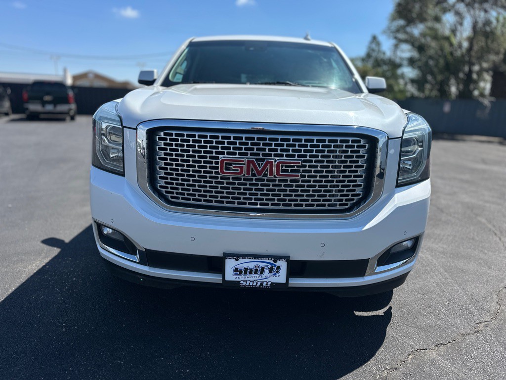 2016 GMC Yukon Image 2