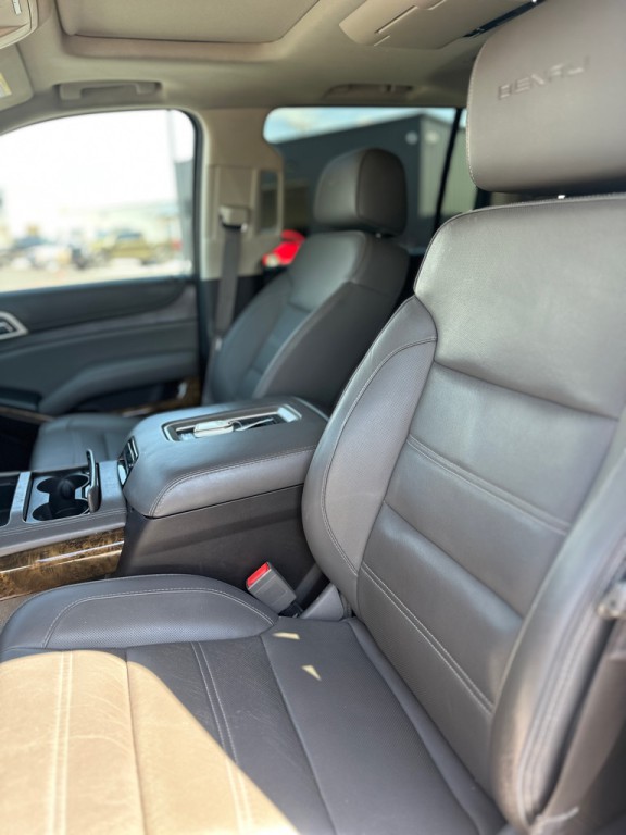 2016 GMC Yukon Image 19