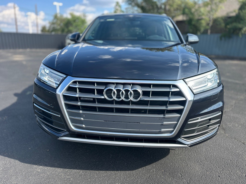 2020 Audi Q5 Image 2