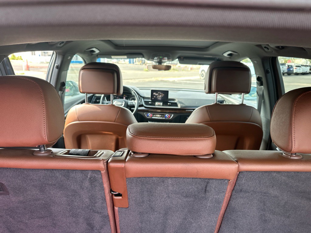 2020 Audi Q5 Image 32