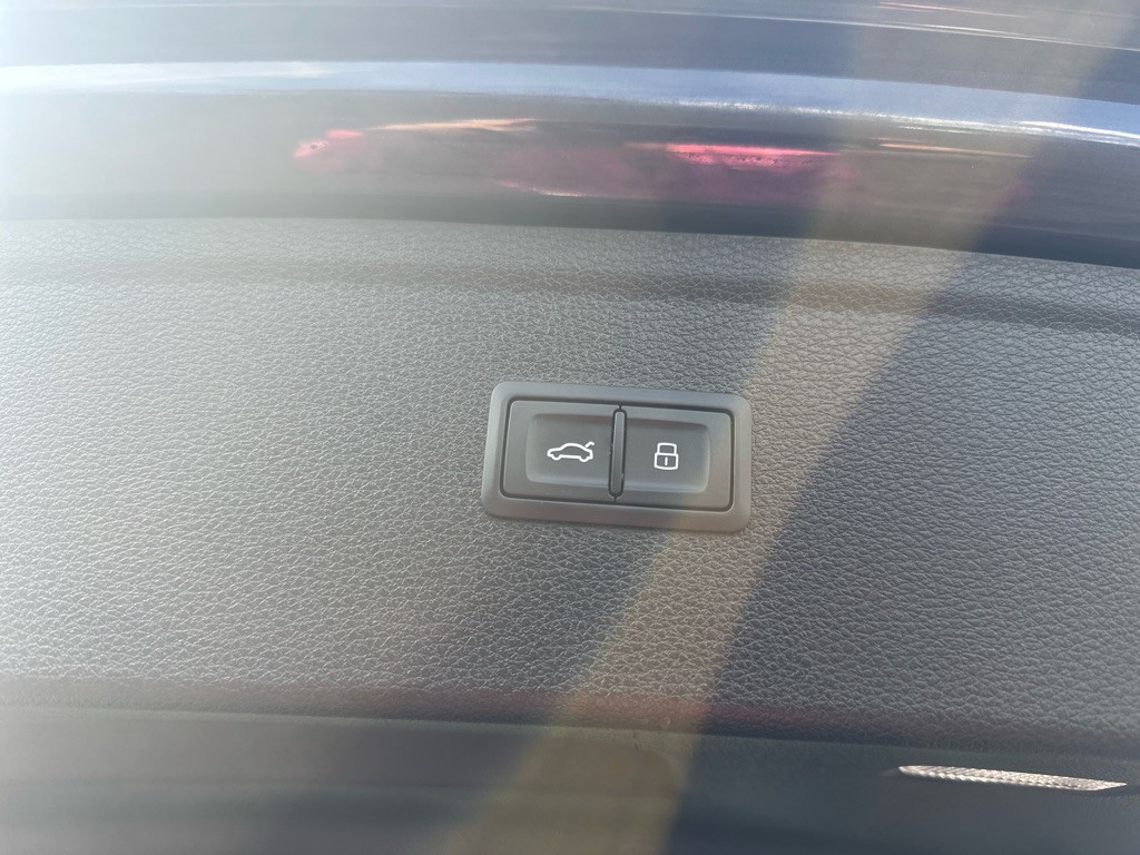 2020 Audi Q5 Image 33
