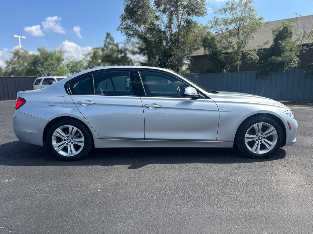 2016 BMW 3 Series Image 5