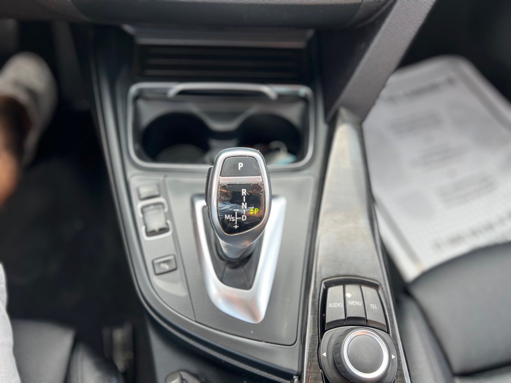 2016 BMW 3 Series Image 47