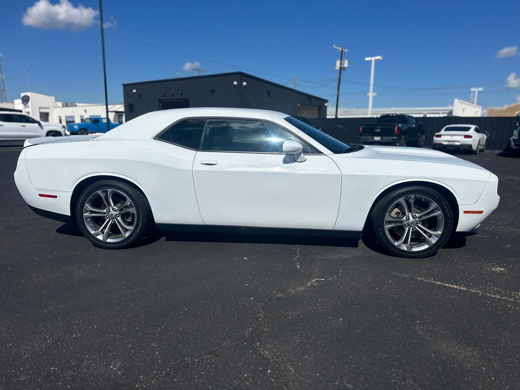 2022 Dodge Challenger Image 5