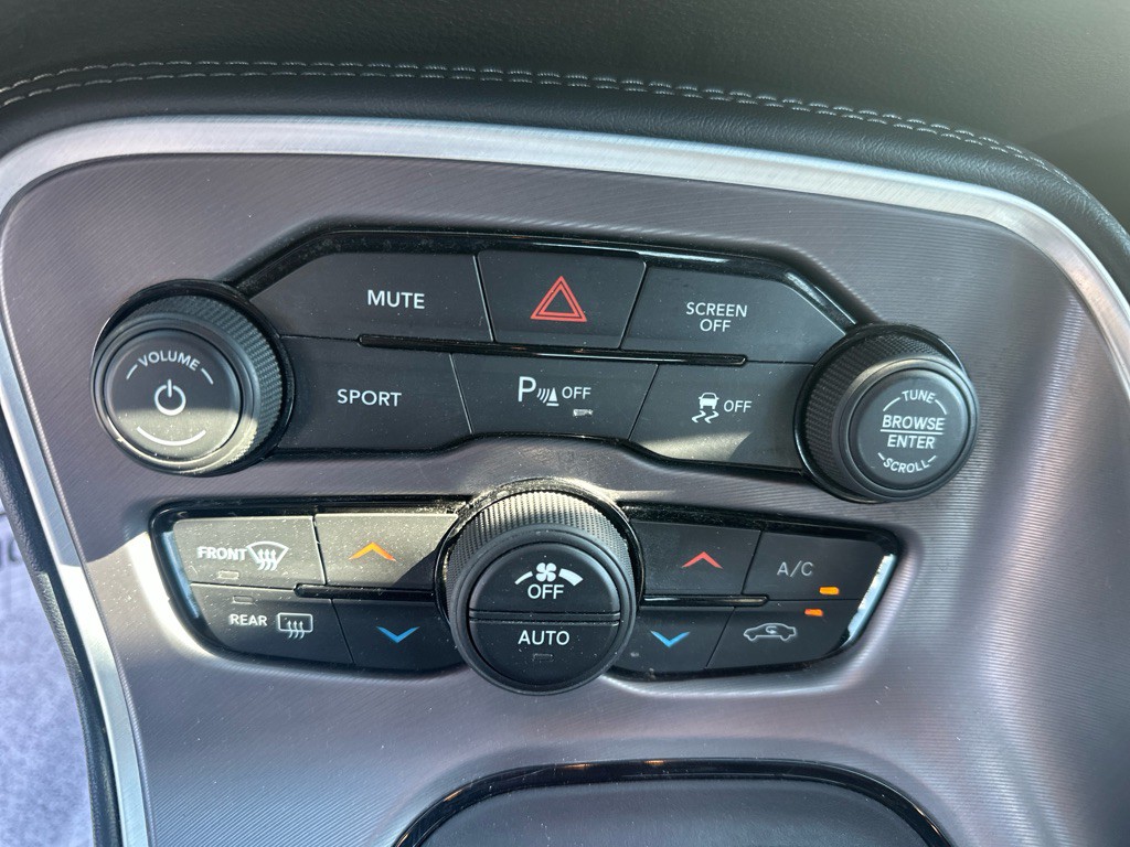 2022 Dodge Challenger Image 21