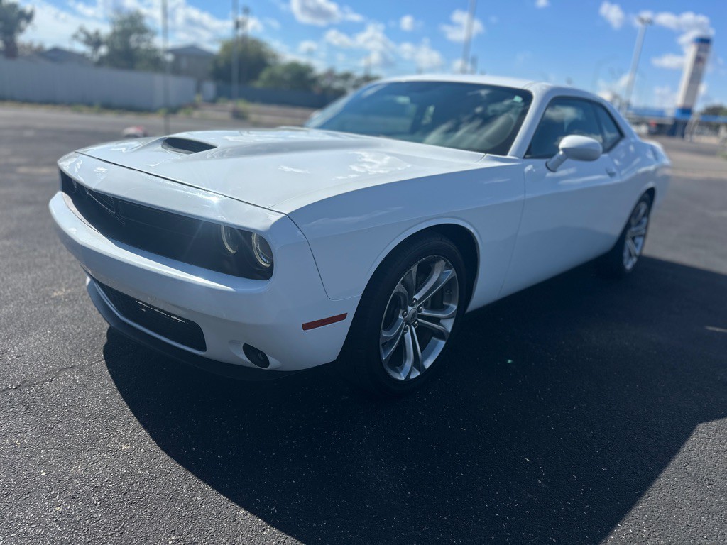 2022 Dodge Challenger Image 3