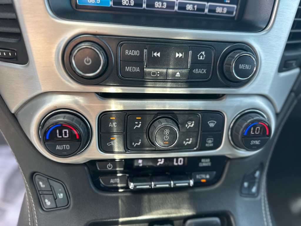 2020 GMC Yukon Image 21