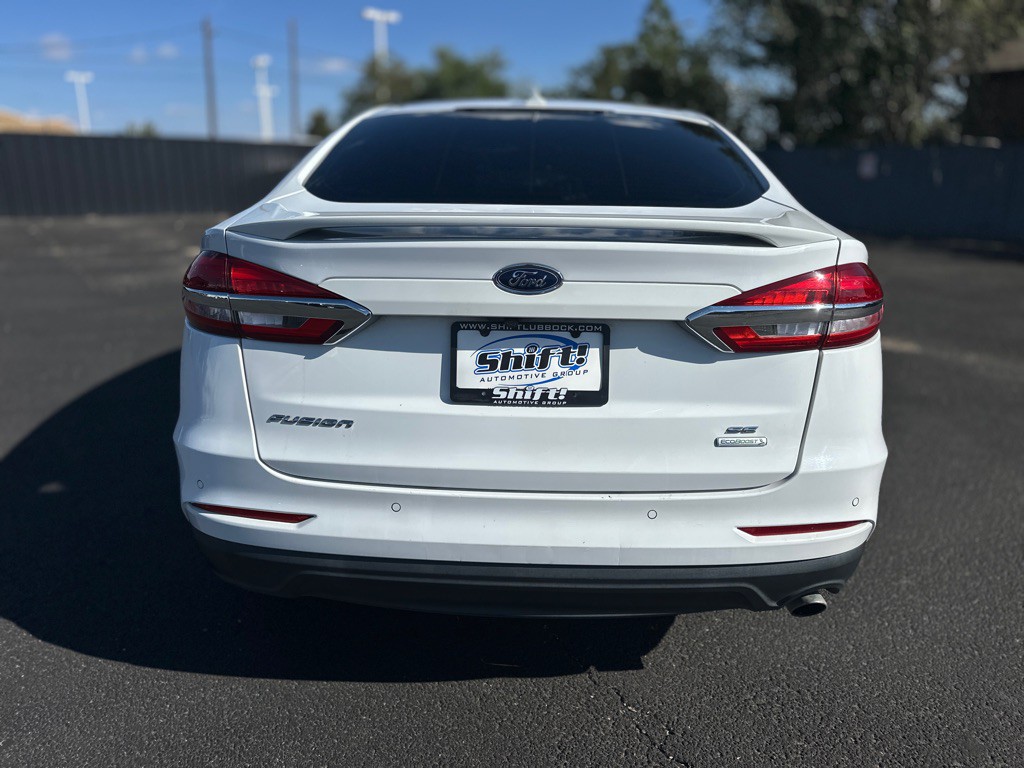 2020 Ford Fusion Image 8