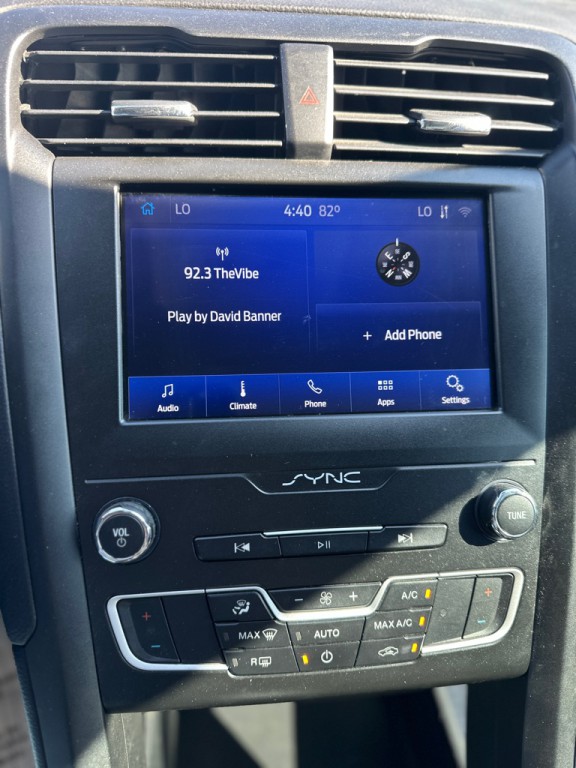 2020 Ford Fusion Image 19
