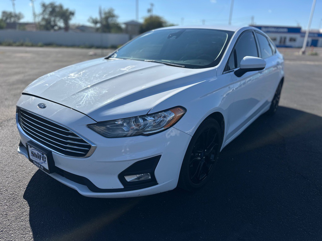 2020 Ford Fusion Image 3