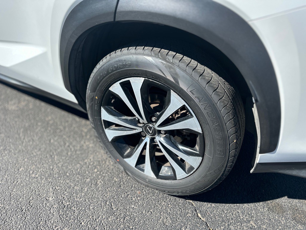 2018 Lexus NX Image 12