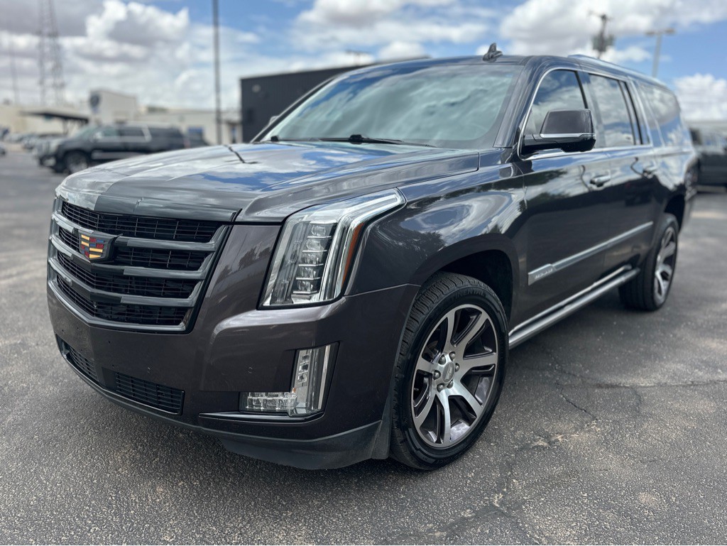 2016 Cadillac Escalade Image 2
