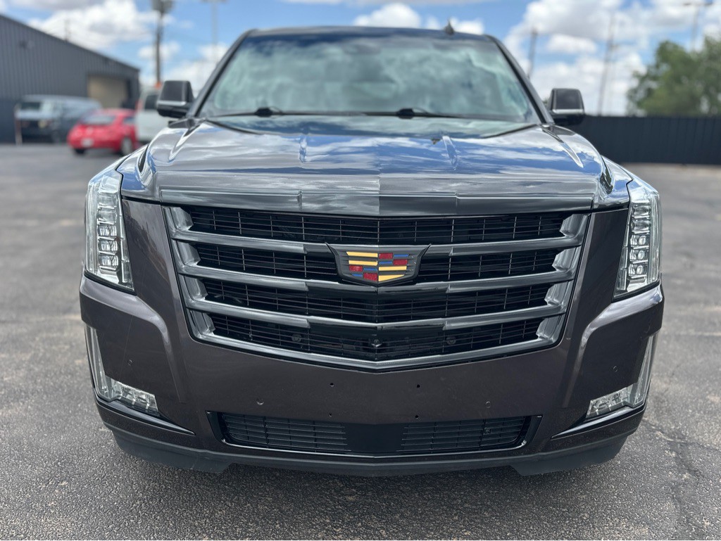 2016 Cadillac Escalade Image 3
