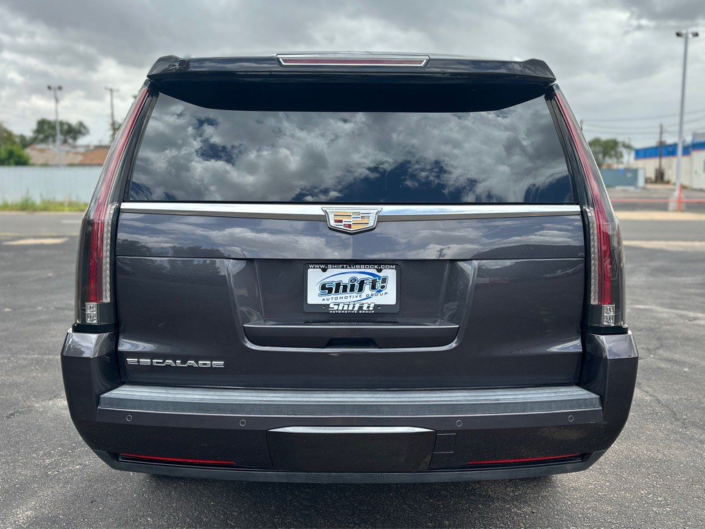 2016 Cadillac Escalade Image 6