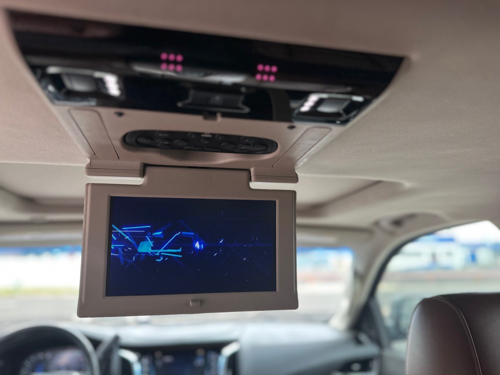 2016 Cadillac Escalade Image 25