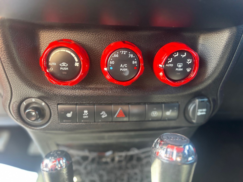 2015 Jeep Wrangler Unlimited Image 29