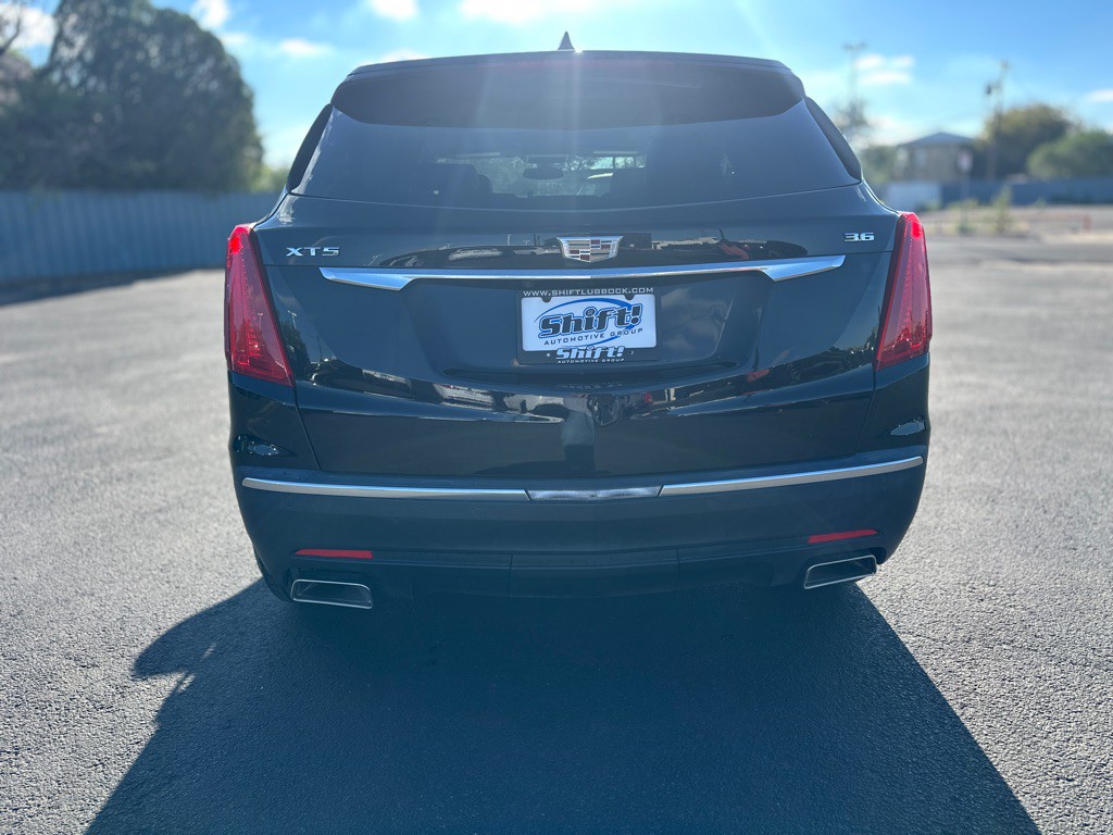 2017 Cadillac XT5 Image 8