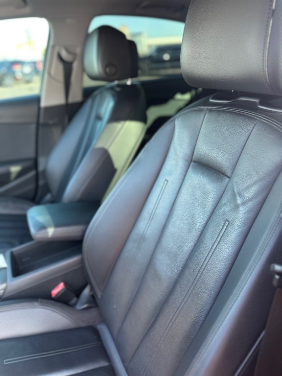2018 Audi A4 Image 16