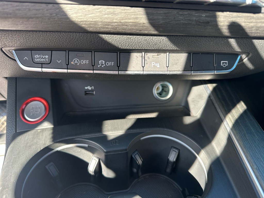 2018 Audi A4 Image 22