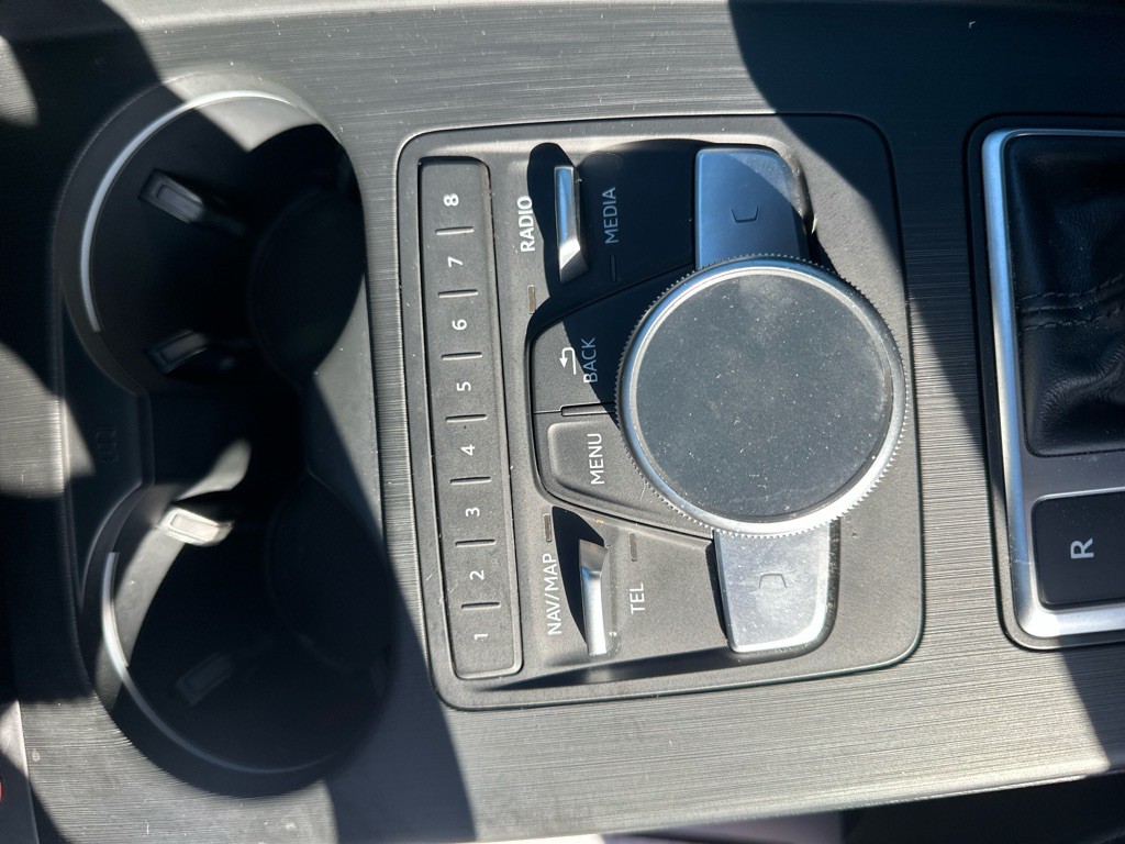 2018 Audi A4 Image 23
