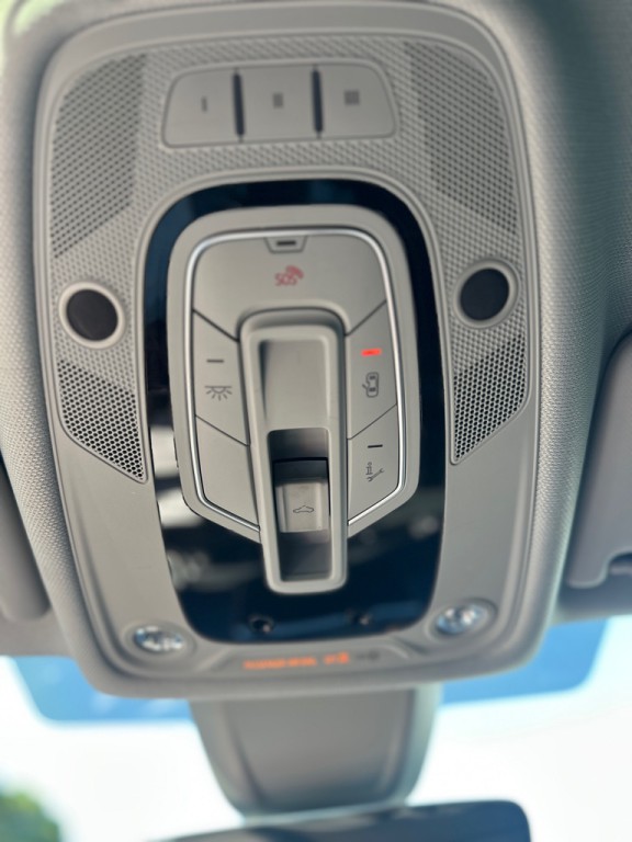 2018 Audi A4 Image 25