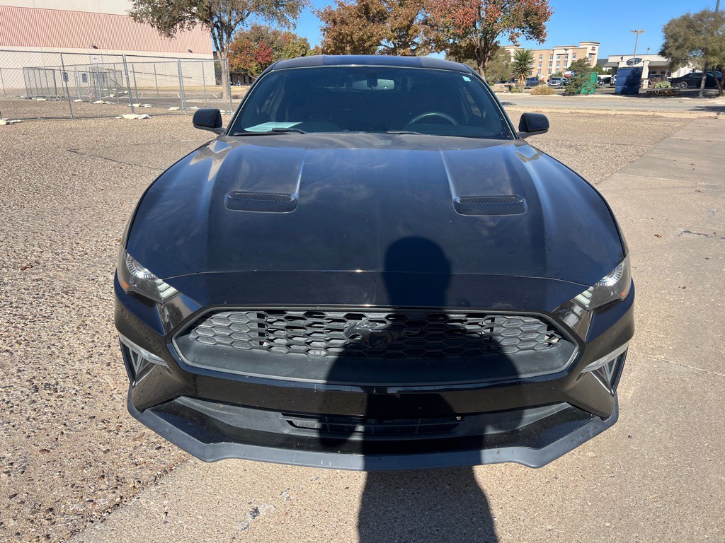 2018 Ford Mustang Image 2