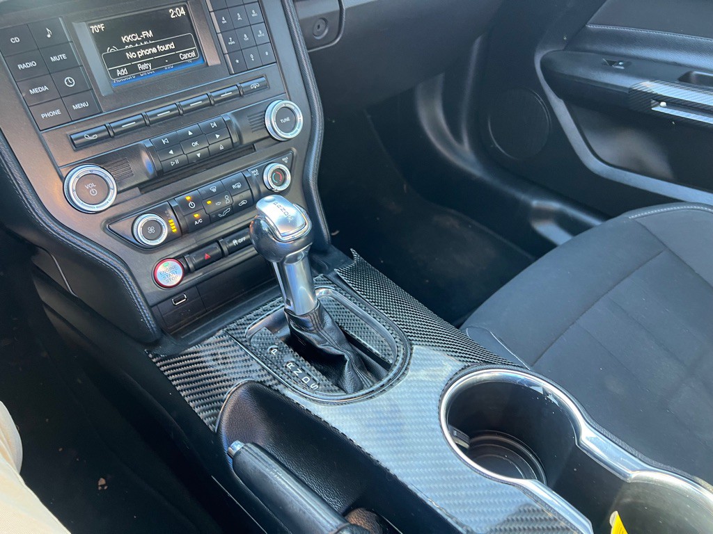 2018 Ford Mustang Image 16