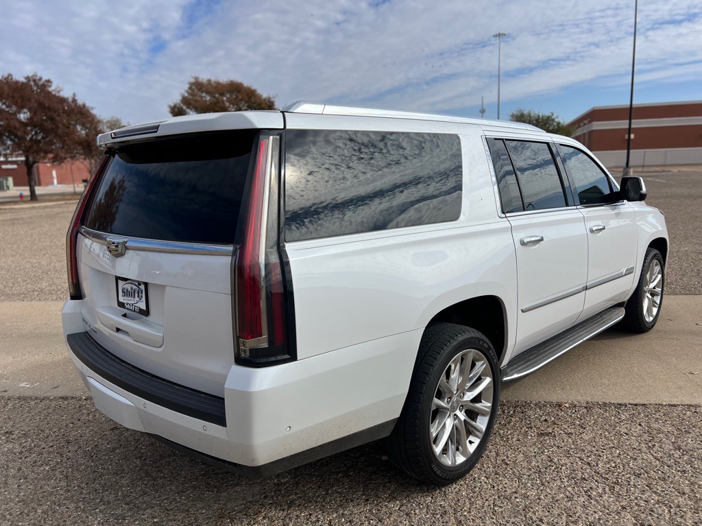 2020 Cadillac Escalade Image 7
