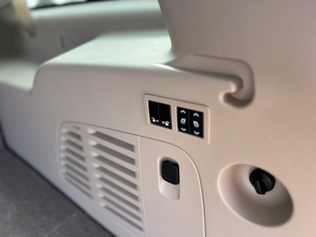 2020 Cadillac Escalade Image 15