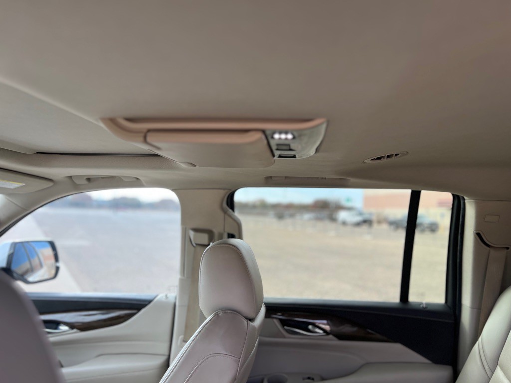 2020 Cadillac Escalade Image 20