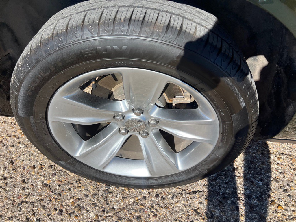 2021 Dodge Challenger Image 9