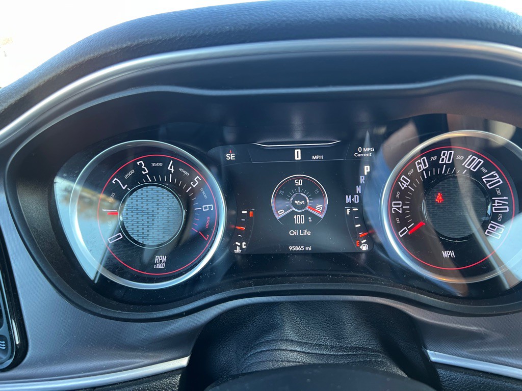 2021 Dodge Challenger Image 12