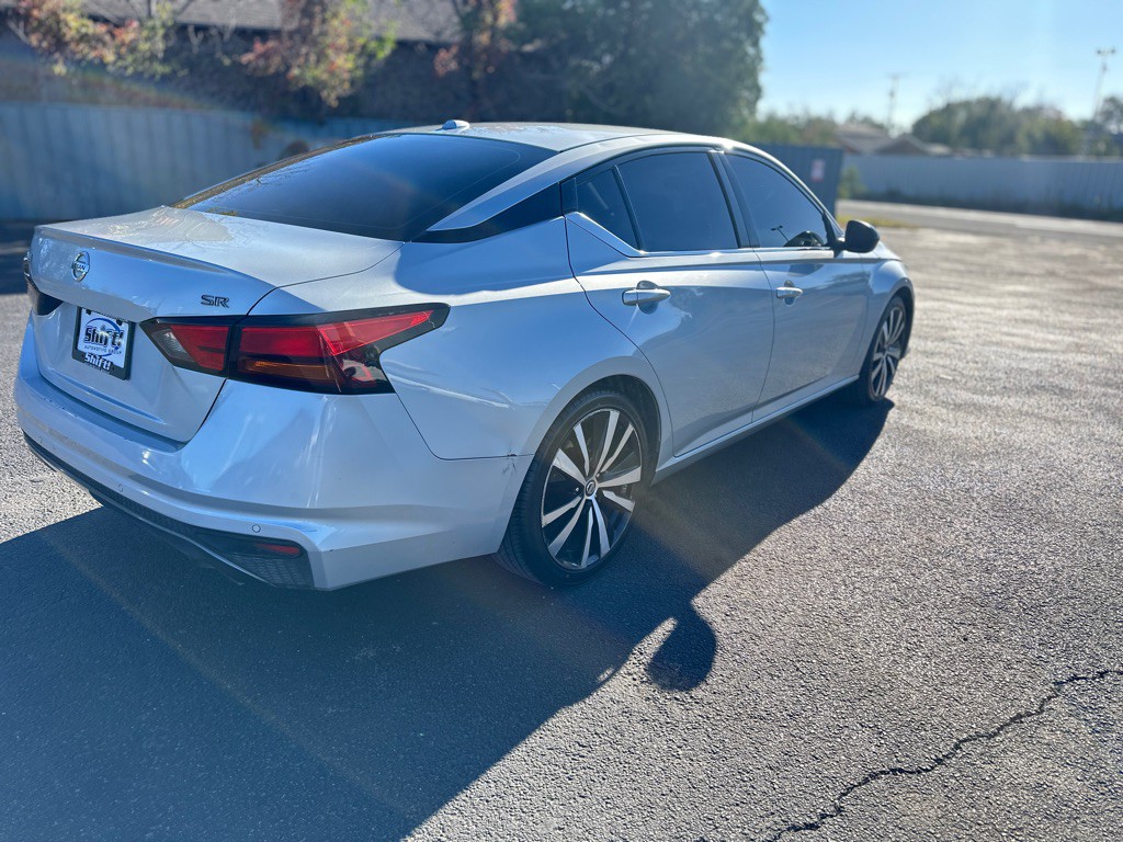 2021 Nissan Altima Image 6