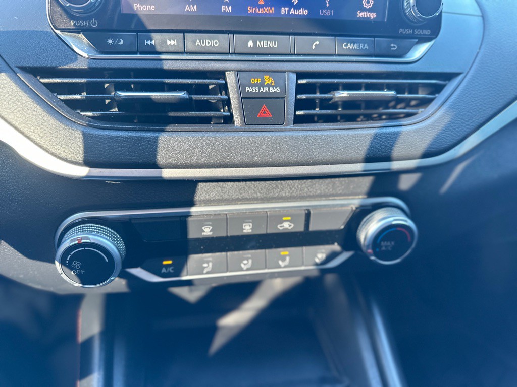 2021 Nissan Altima Image 18