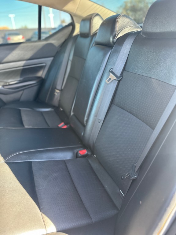 2021 Nissan Altima Image 24