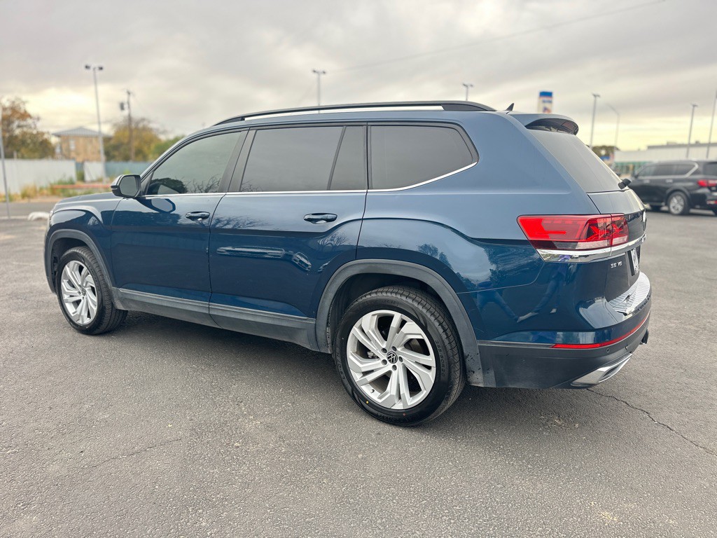 2022 Volkswagen Atlas Image 11