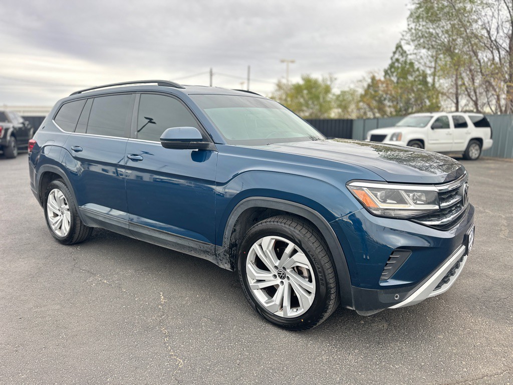 2022 Volkswagen Atlas Image 1