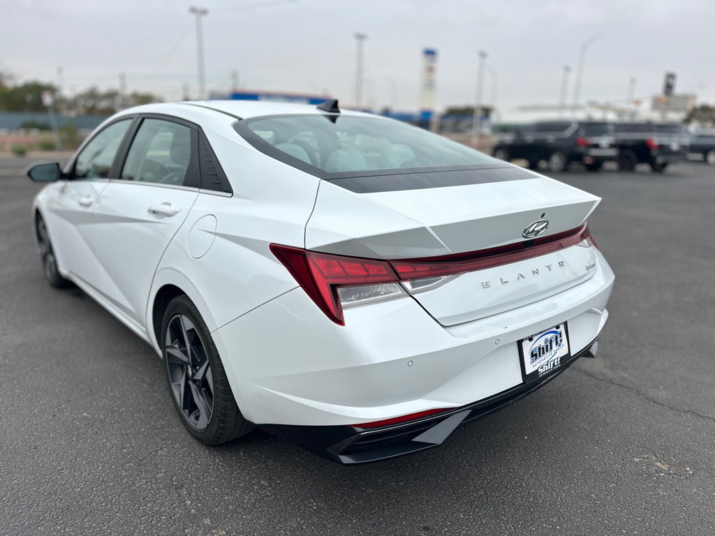 2021 Hyundai Elantra Image 11