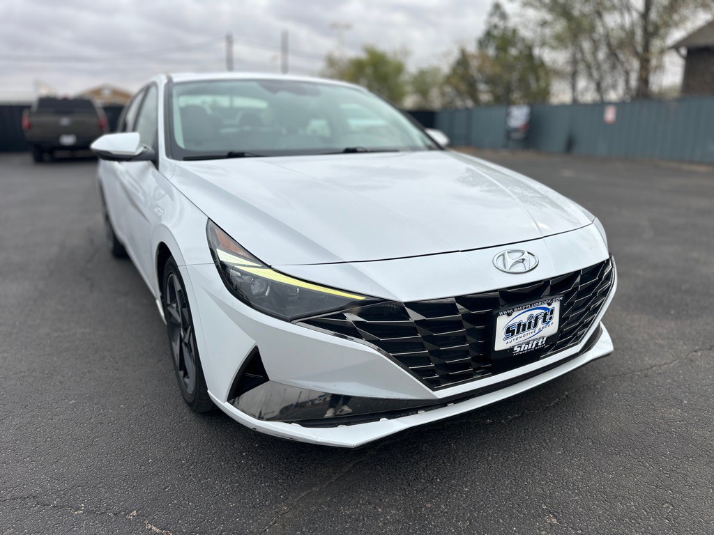 2021 Hyundai Elantra Image 4