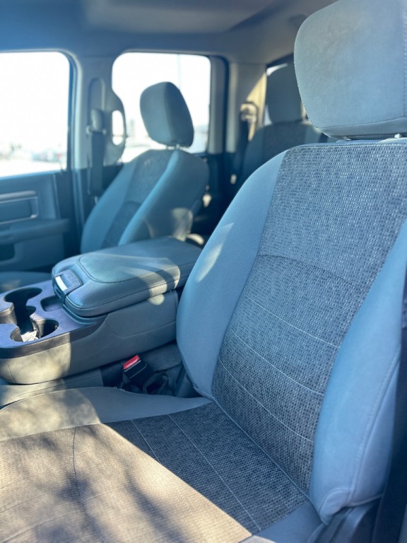 2017 RAM 1500 Image 17