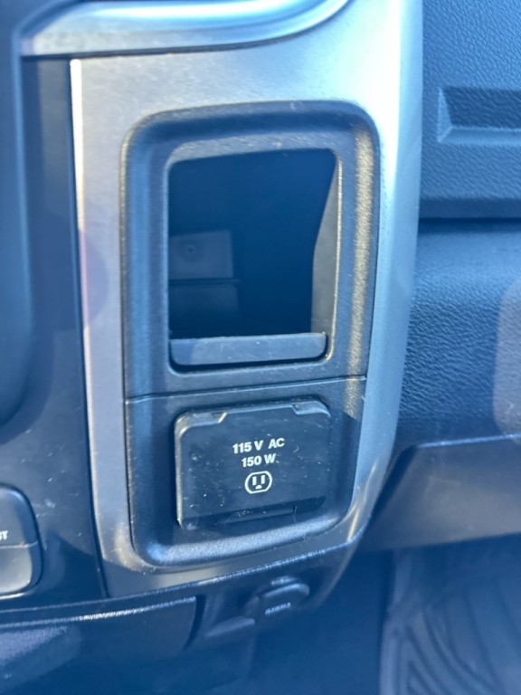 2017 RAM 1500 Image 22
