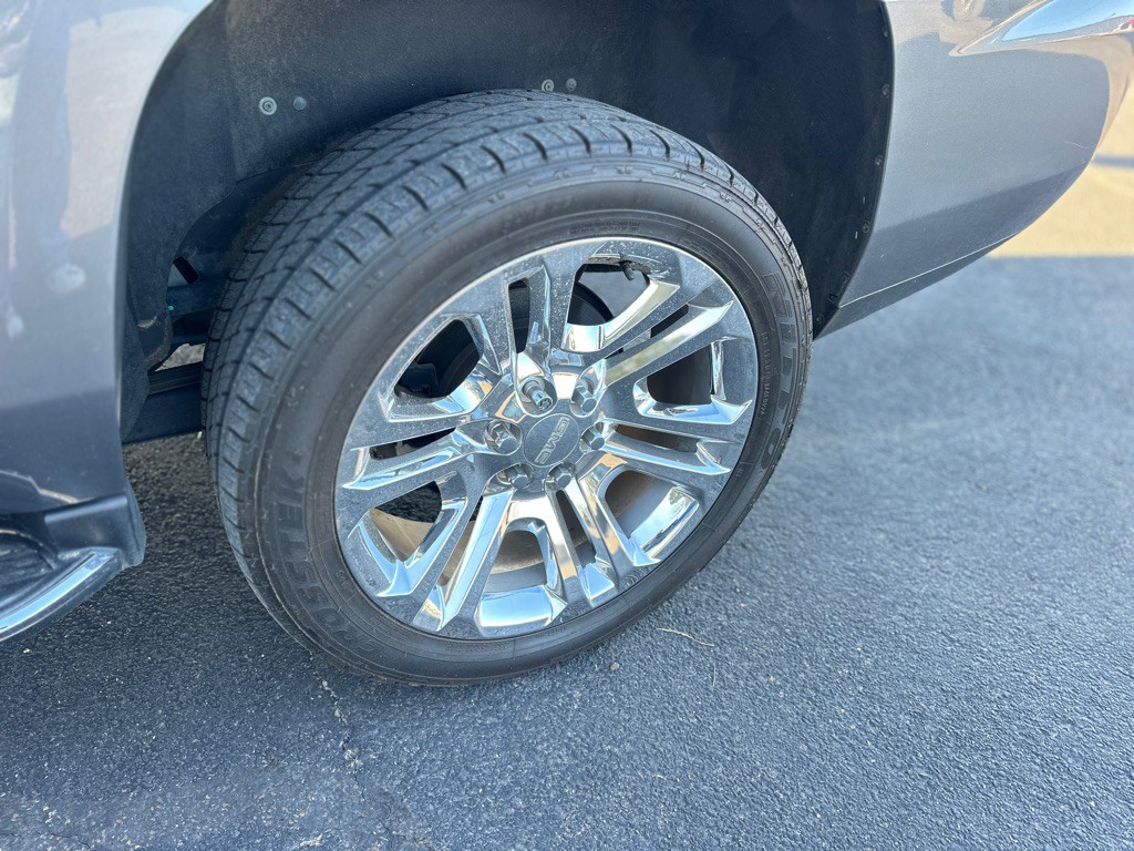 2020 GMC Yukon Image 12