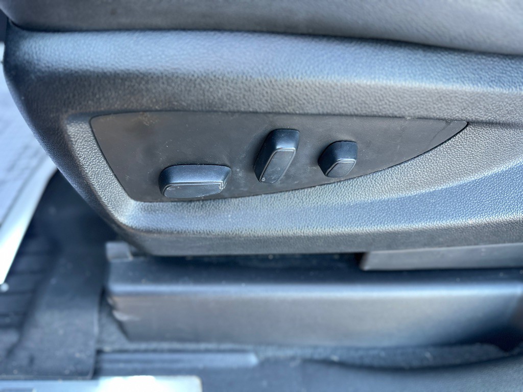 2020 GMC Yukon Image 15