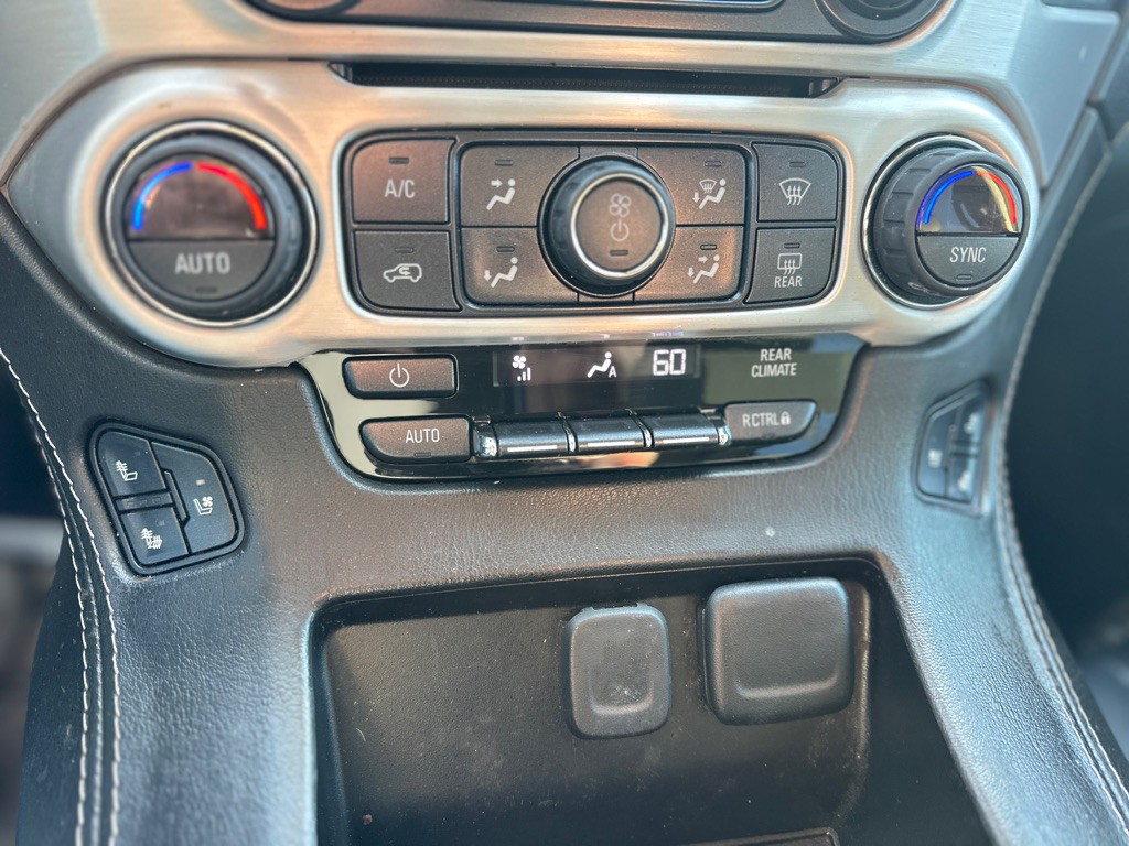 2020 GMC Yukon Image 22