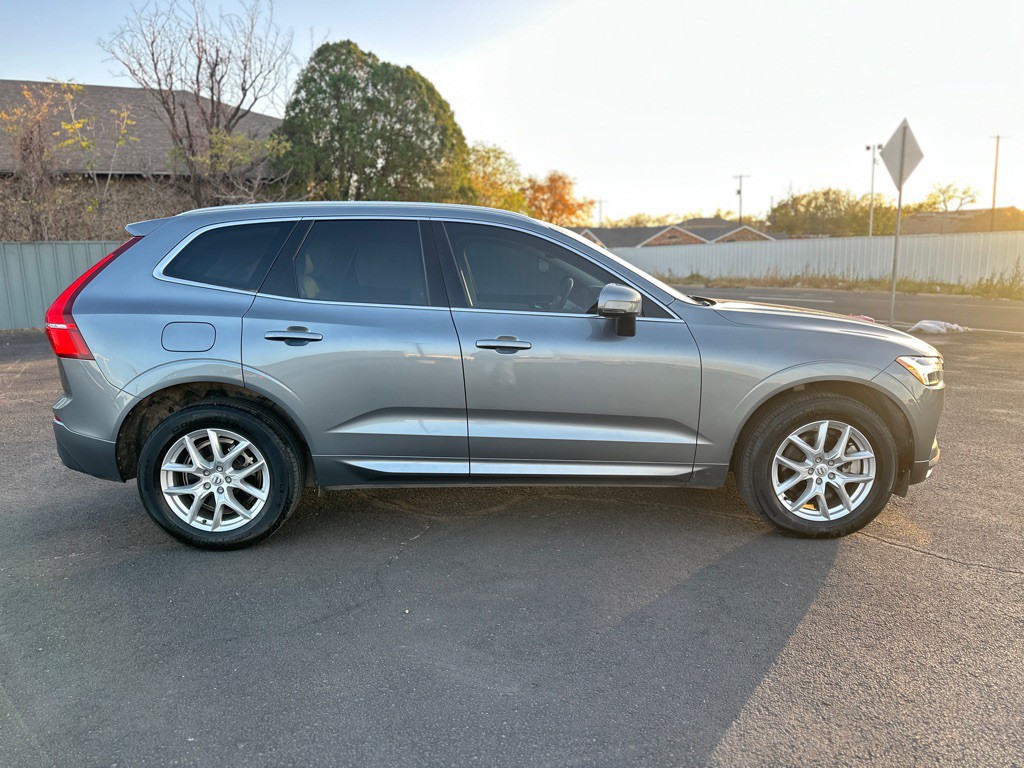 2021 Volvo XC60 Image 5