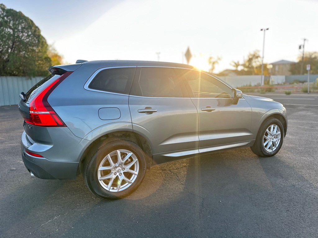2021 Volvo XC60 Image 6